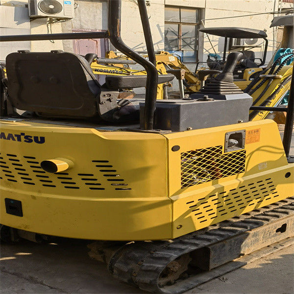 Listo para el trabajo y experimentado Japón usado komatsu PC 15 MR en buenas condiciones