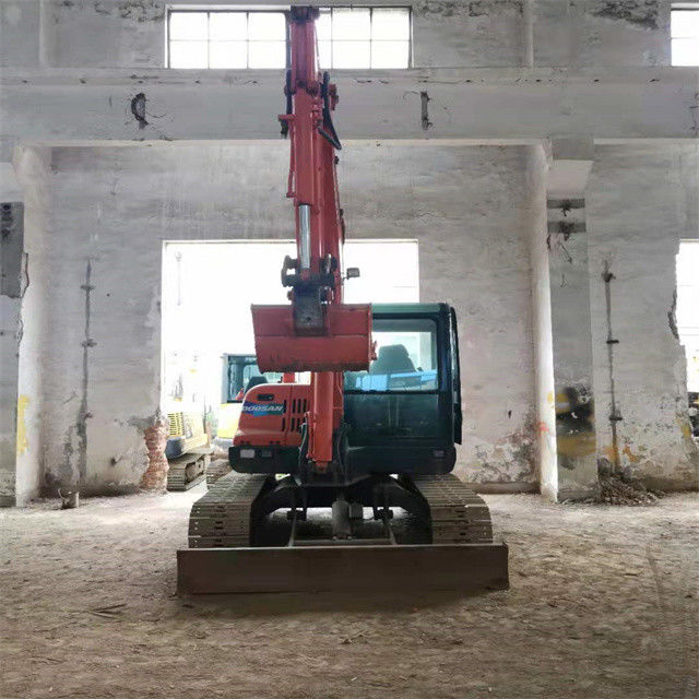 Listo para el trabajo y experimentado usado Corea importado 6 toneladas Doosan DX 55 en buenas condiciones