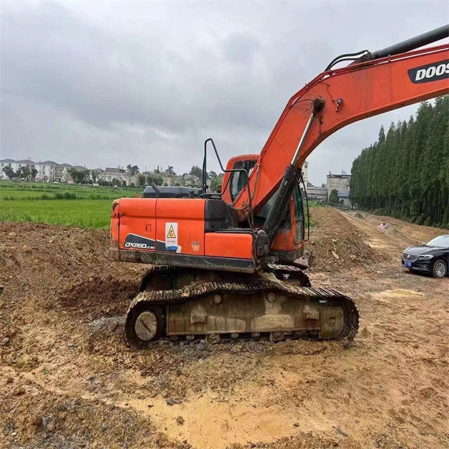 Excavadora de 25 toneladas para el trabajo y experimentada de Corea importada Doosan DX 260LC