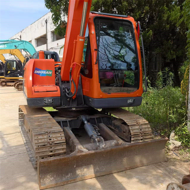 8 toneladas de excavadora usada lista para el trabajo y experimentada usada de Corea importada Doosan DX 75