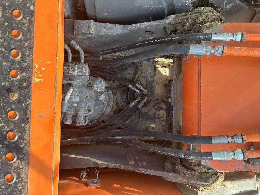 Excavadora usada de 21 toneladas para el trabajo y experimentada usada de Corea importada Hitachi 210-3 en buenas condiciones