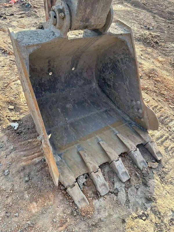 Excavadora usada de 21 toneladas para el trabajo y experimentada usada de Corea importada Hitachi 210-3 en buenas condiciones
