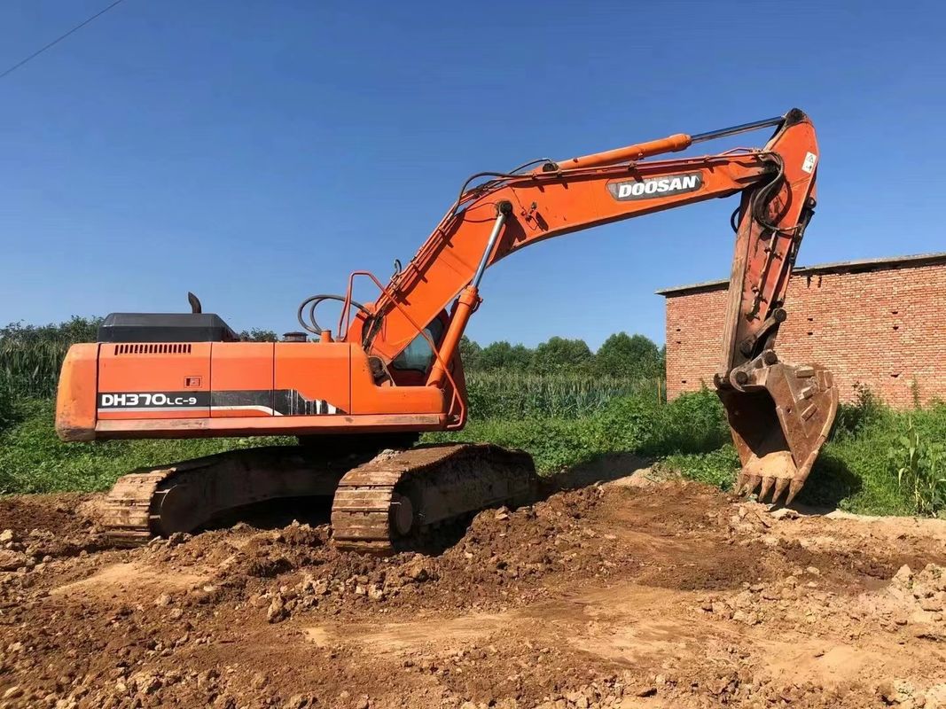 37 toneladas de excavadora usada lista para el trabajo y experimentada usada de Corea importada DOOSAN DH370LC-9 en buenas condiciones