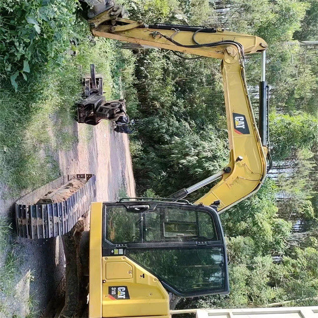 9.44 toneladas casi nuevo Japón importado máquina excavadora de rastreador usado renovación CAT 310