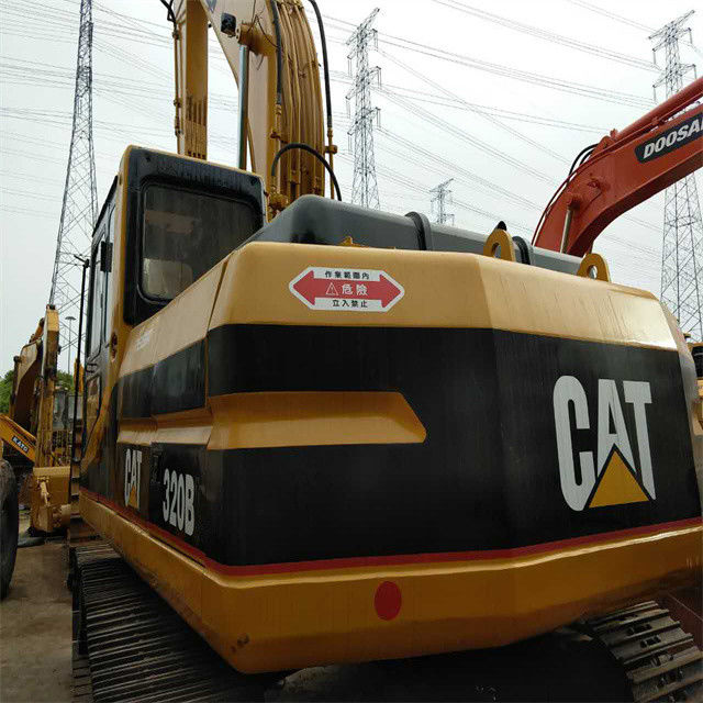 21 toneladas, listo para el trabajo y experimentado Japón Caterpillar 320 B usado en buenas condiciones.