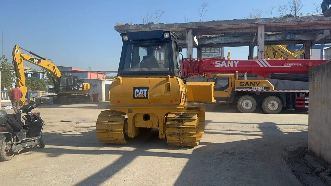 Cat Caterpillar D5k Lgp Cat D5k Dozer Largura de la hoja delantera 4.262m Dozer de segunda mano