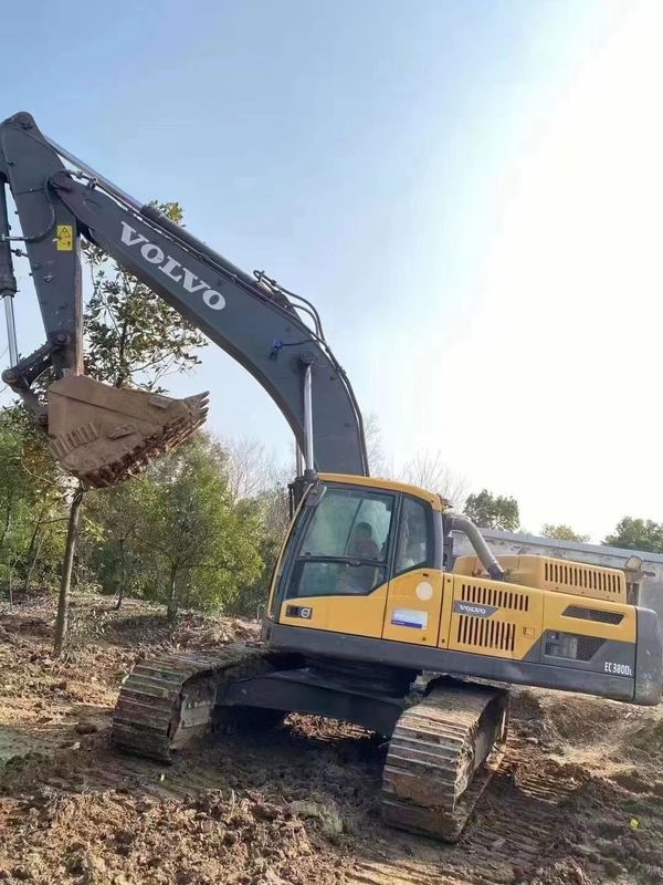 Suecia importó una excavadora de alta calidad Volvo EC380 casi nueva.