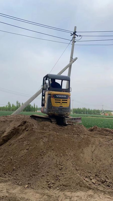 Suecia importó una excavadora Volvo EC18D de alta calidad, casi nueva.