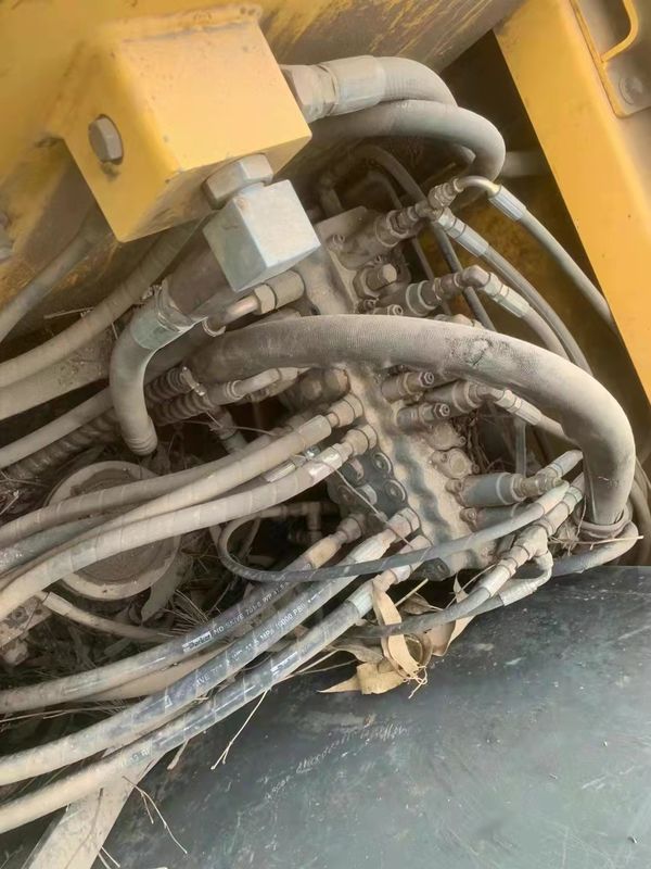 Suecia ha importado una excavadora de alta calidad, la Volvo EC80D, casi nueva y casi lista.