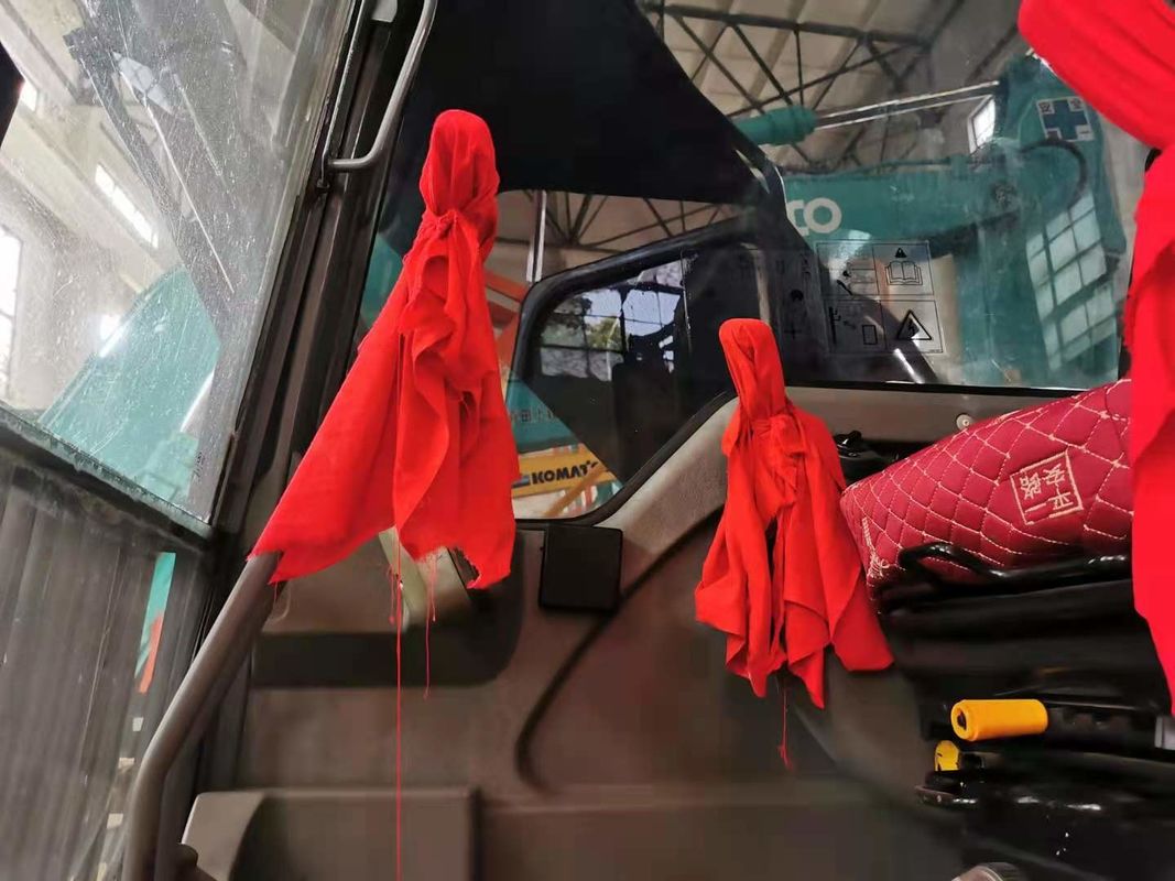 Suecia importó una excavadora Volvo EC200DL de alta calidad, casi nueva y casi lista.