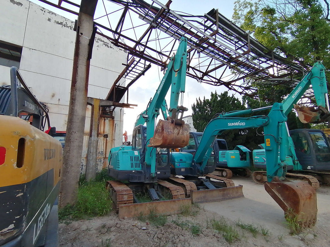 30.5kN KOBELCO SK60-C máquina excavadora peso 5.95t potencia del motor 42.4kW