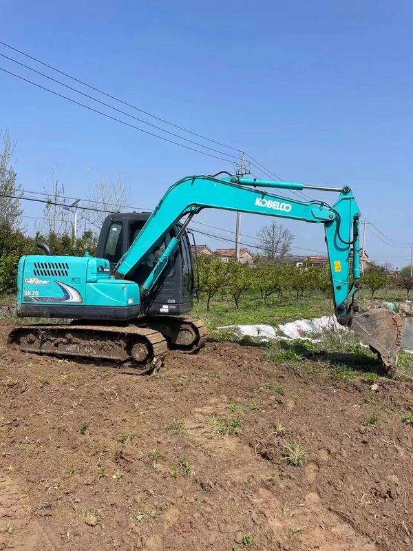 mini excavadora usada KOBELCO SK75-8 Máquina de excavadora usada Potencia del motor 42kW