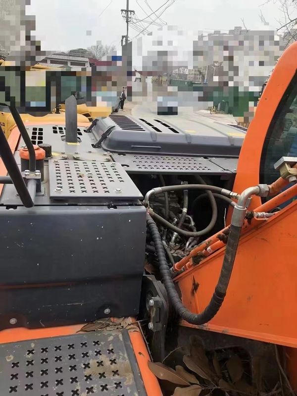 15 toneladas Corea importó 90% de nueva excavadora de ruedas usadas Doosan DX 140W con alta calidad y el mejor rendimiento para la venta