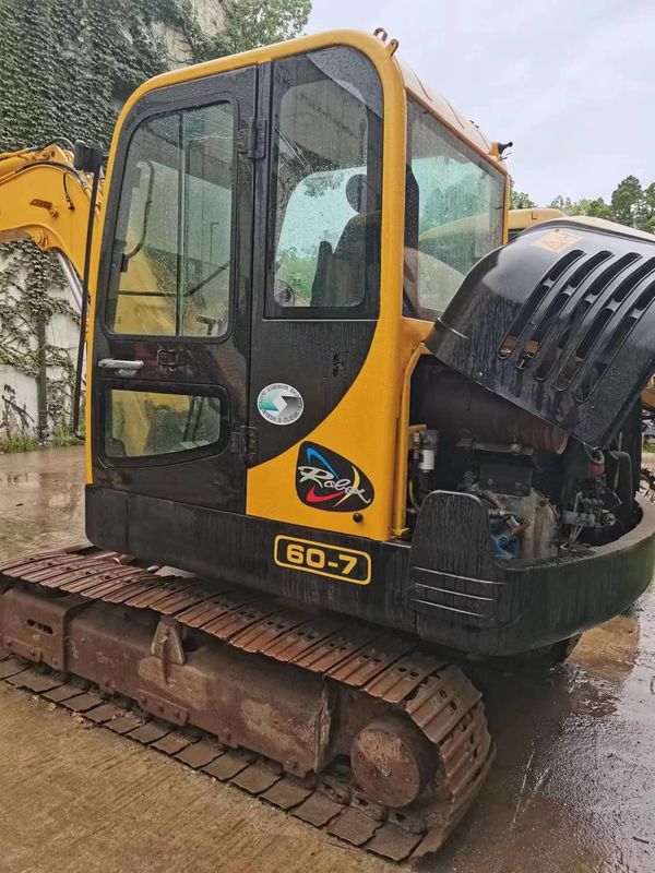 Hyundai R60 Usado Capacidad del cubo Máximo 0.18 M3 5.6m longitud de transporte