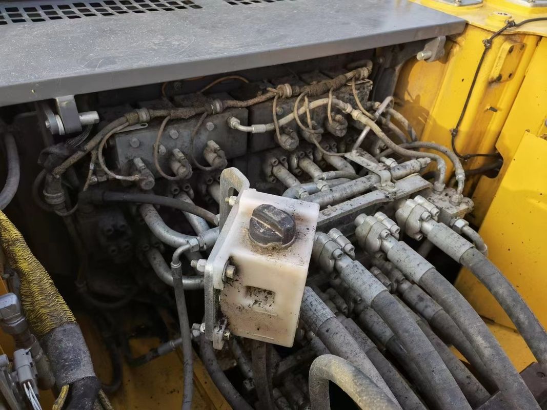 Liebherr R966 usado listo para trabajar y alemán experimentado importado en buenas condiciones.