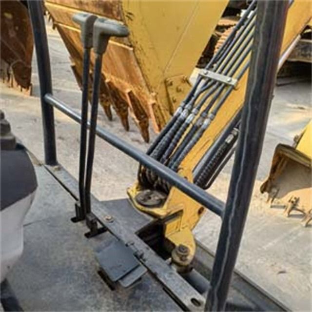 2 toneladas de Japón utilizado Komatsu PC 20 MR Excavadora de rastreo con horas de trabajo bajas e ideal