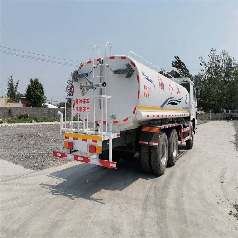 Tanque de acero carbono Isuzu Howo camión de agua en perfecto estado Japón importado de segunda mano