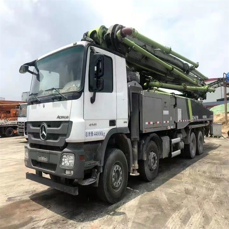 Usado Zoomlion camión de bombeo de hormigón 37m 42m 48m 52m garantía y rendimiento óptimo