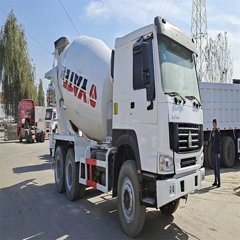 7M3/H Productividad utilizada HOWO camión mezclador de hormigón 6*4 371HP 375HP en buenas condiciones