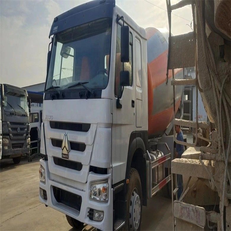 7M3/H Productividad utilizada HOWO camión mezclador de hormigón 6*4 371HP 375HP en buenas condiciones