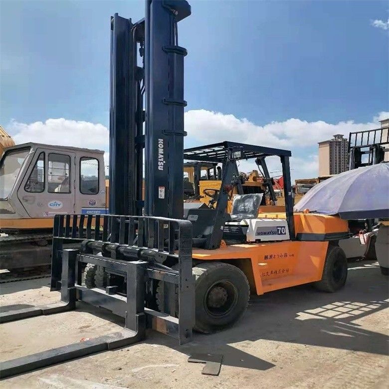 Usada Japón hecha Komatsu FD70 diésel carretilla elevadora con y 7000 kg de capacidad de carga