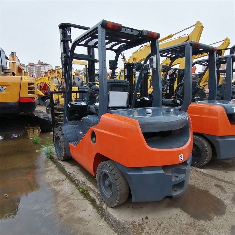 Elevadores de 3 toneladas multifunción importados de Japón y usados de Toyota listos en horas de trabajo reducidas