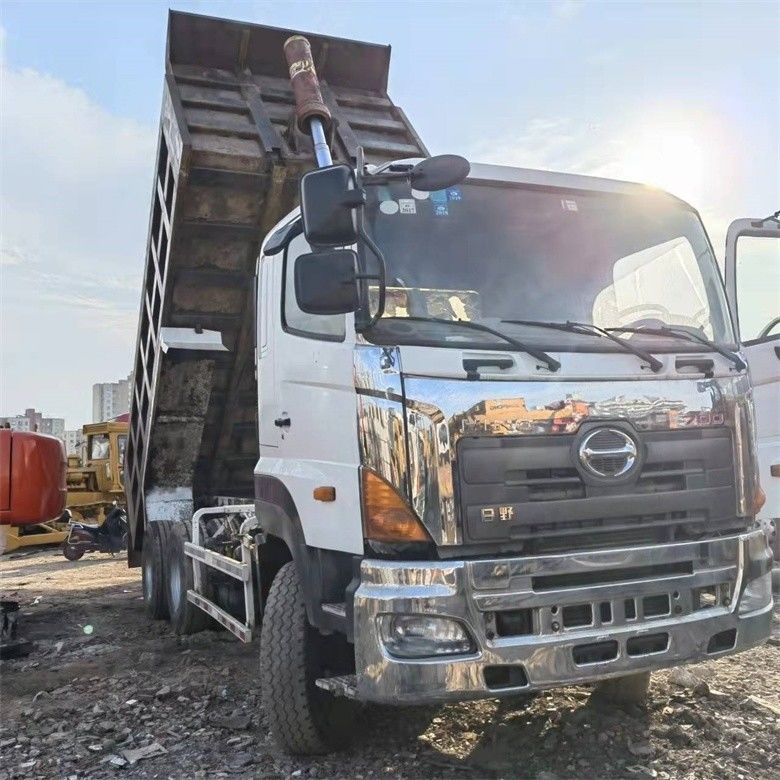 Japón Hino Usado camiones de basura con motor YUCHAI en horas de trabajo 2020