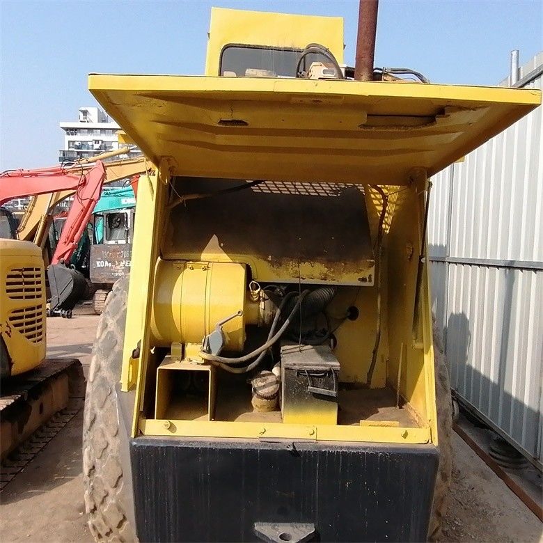 Motor diésel pavimentación de carreteras Bomag BW217D-2 Usado tambor único pie de oveja rodillo hidráulico de carretera