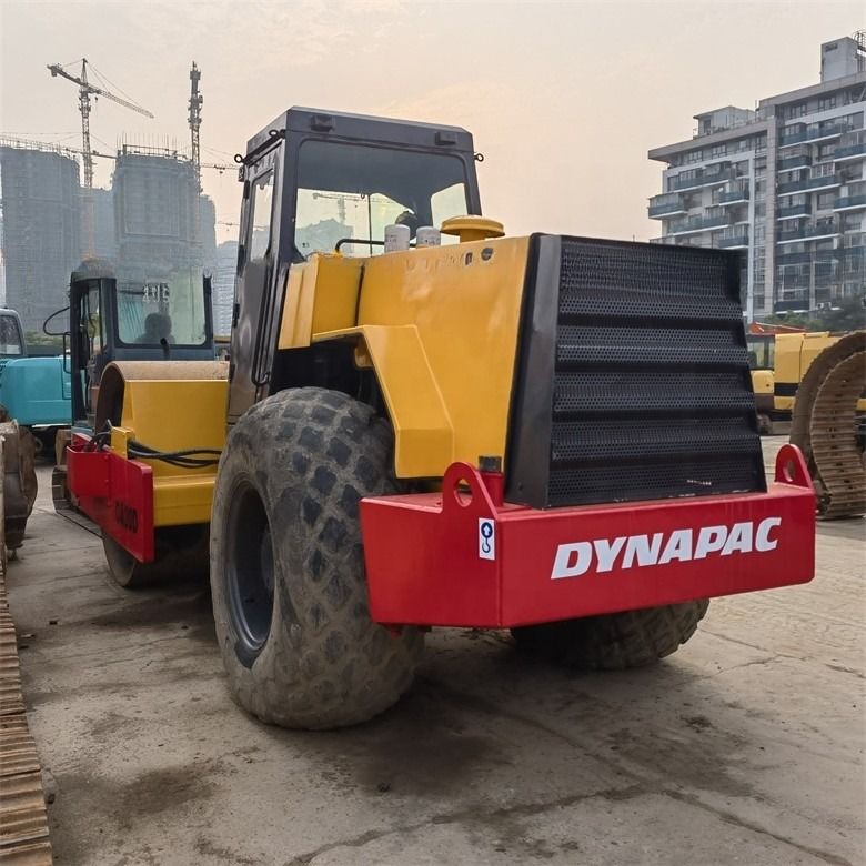40KN Exciting Force Dynapac CA30D Roller de carretera usado Roller de tambor único para reparación de carreteras