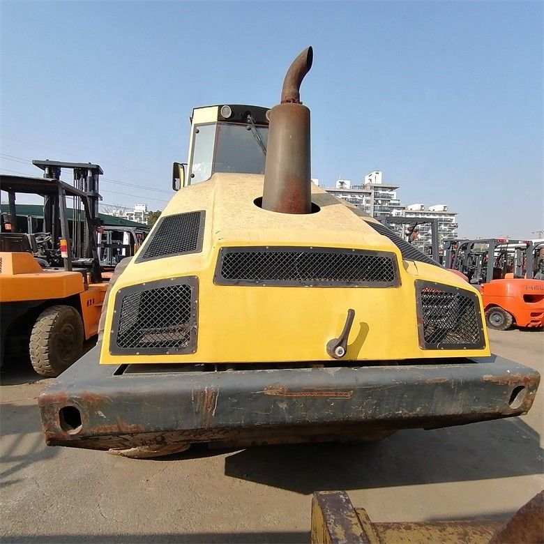 Gran popularidad disfrutada por el compactador BW 226DH-4 Bomag con 2000-2100 horas de trabajo