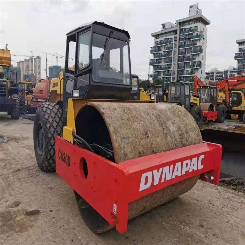 Horas bajas Japón hecho Dynapac CA30D rodillo de carretera para obras de construcción en buen estado