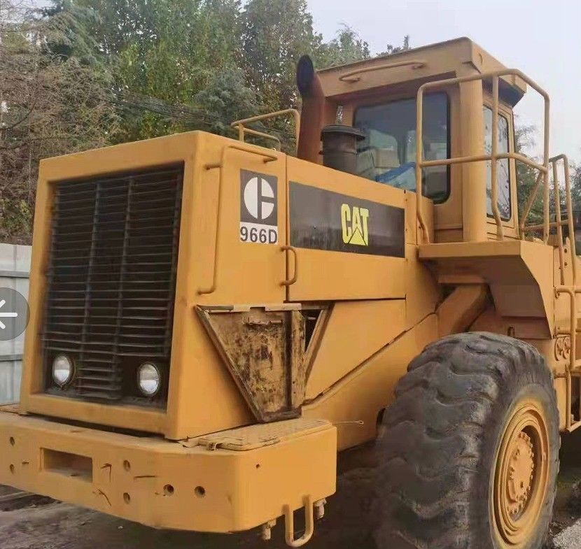 Cargador de segunda mano Cat 966D en buenas condiciones para trabajos de carga pesada