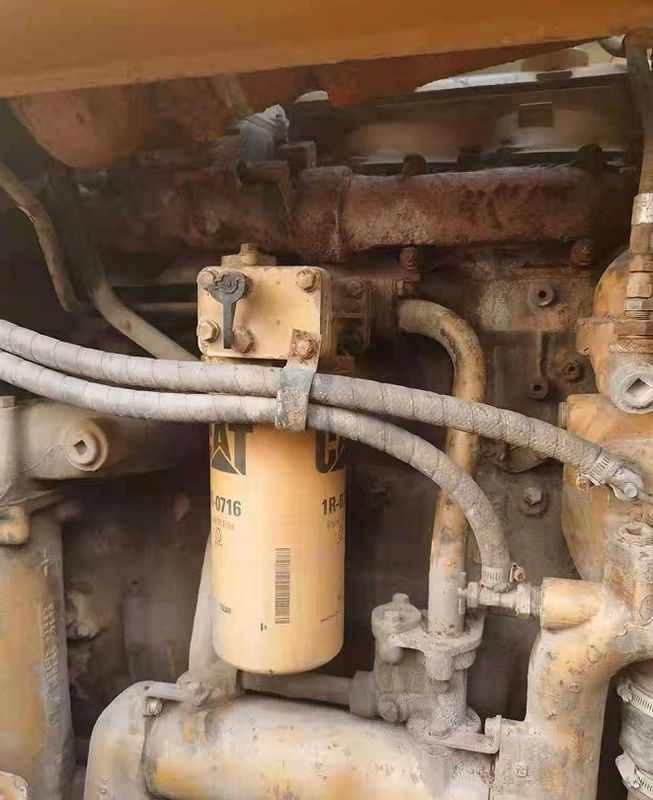 Cargador de segunda mano Cat 966D en buenas condiciones para trabajos de carga pesada