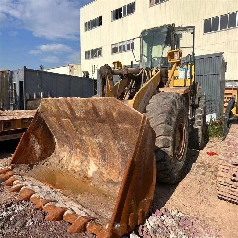 Excelente 2016 Komatsu WA470-3 Cargador de ruedas 6.5 capacidad cúbica 23 toneladas carga asequible