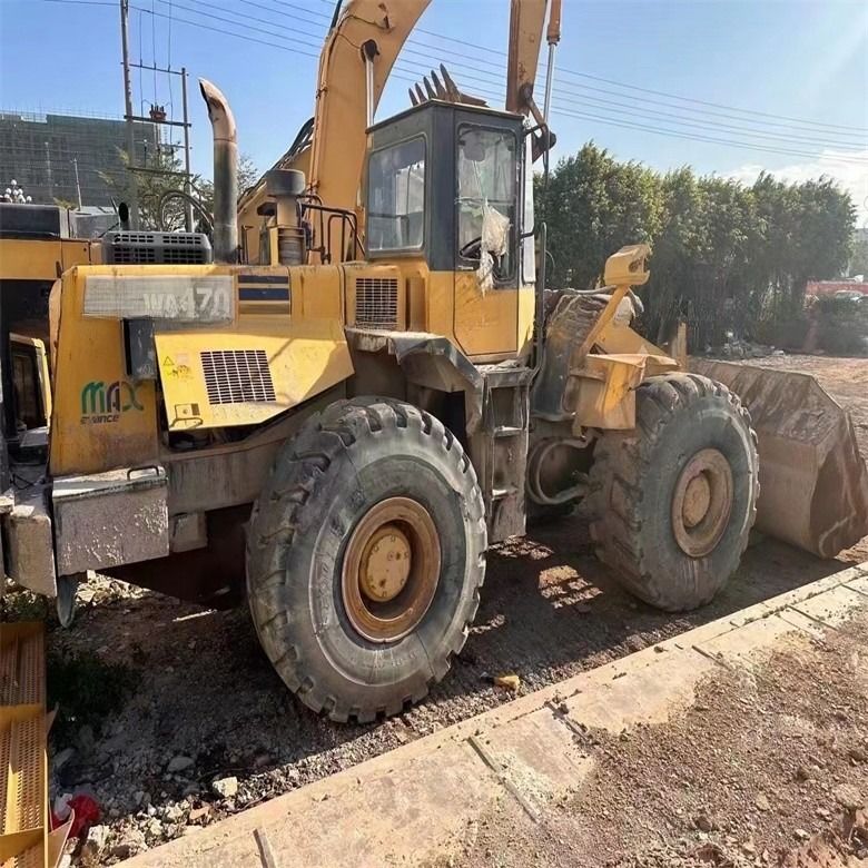 Excelente 2016 Komatsu WA470-3 Cargador de ruedas 6.5 capacidad cúbica 23 toneladas carga asequible