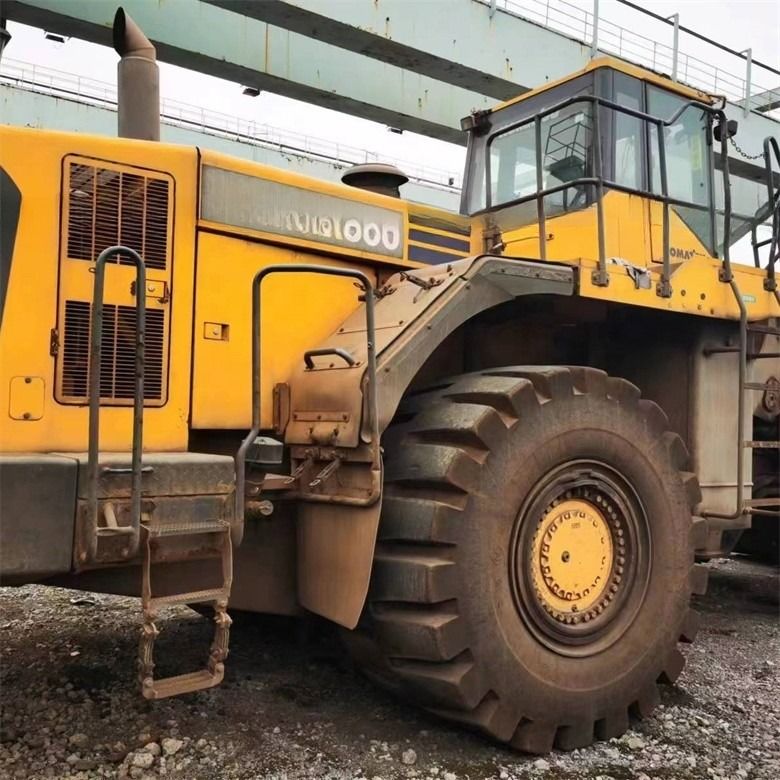 Venta al por menor WA600-6 Cargador de ruedas usado Komatsu WA600-3 Cargador de segunda mano en buenas condiciones