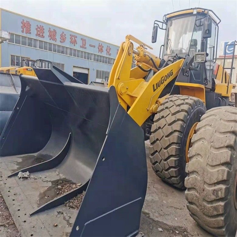 LIUGONG 870H Cargador de ruedas de 7 toneladas con horas de trabajo bajas y bomba hidráulica original