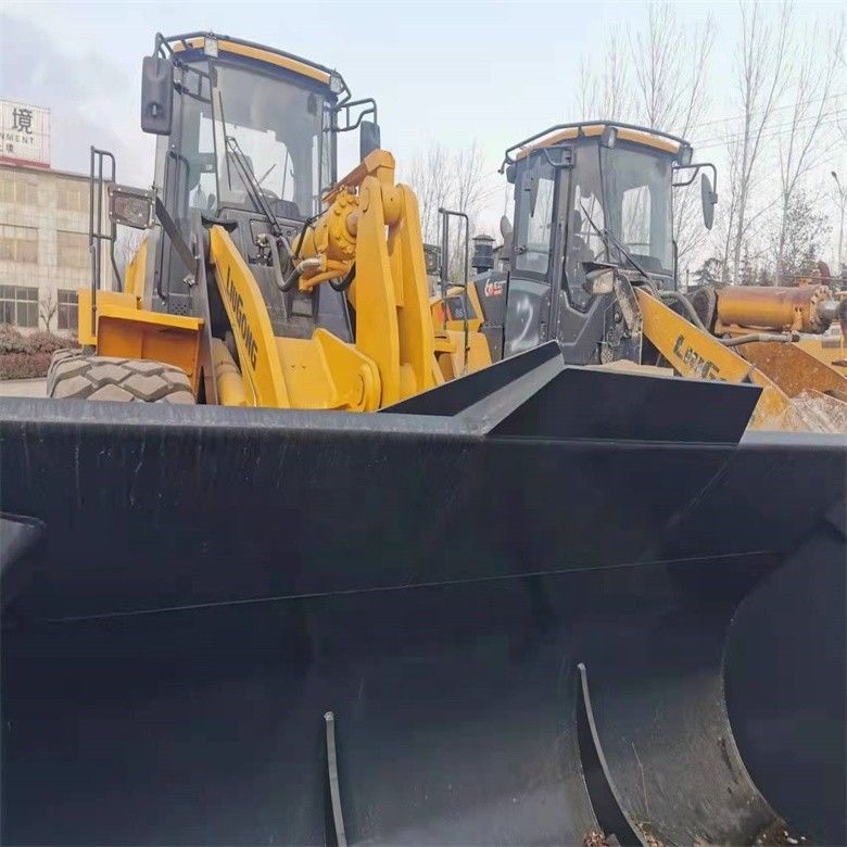 LIUGONG 870H Cargador de ruedas de 7 toneladas con horas de trabajo bajas y bomba hidráulica original