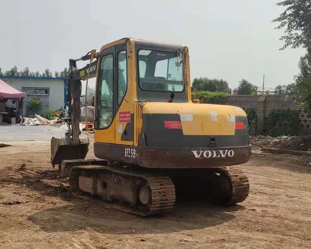 Suecia importó una excavadora Volvo EC55B PRO de alta calidad, casi nueva.