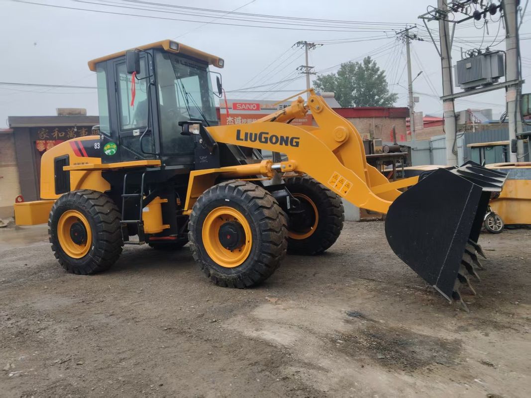Usado LIUGONG 835 Cargador de ruedas Cargador de segunda mano confiable 1.7 M3 Capacidad de cubo