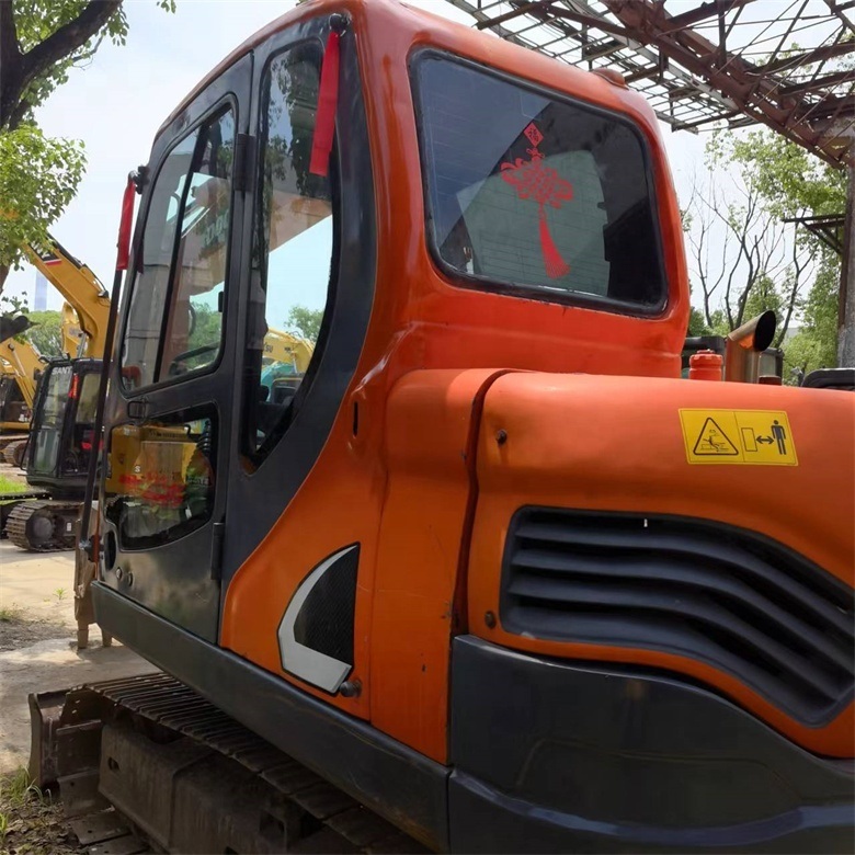Used Doosan DX75-9C Crawler Excavator with 36.5 KW Power 0.3 m³ Bucket Capacity and 6500 KG Weight