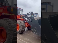 Cargador de ruedas de alta calidad usado Doosan Dl503-9c 2022 año hora baja en venta