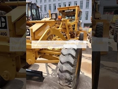 Se vende una máquina de clasificar motores Caterpillar CAT 140G usada en excelente estado.